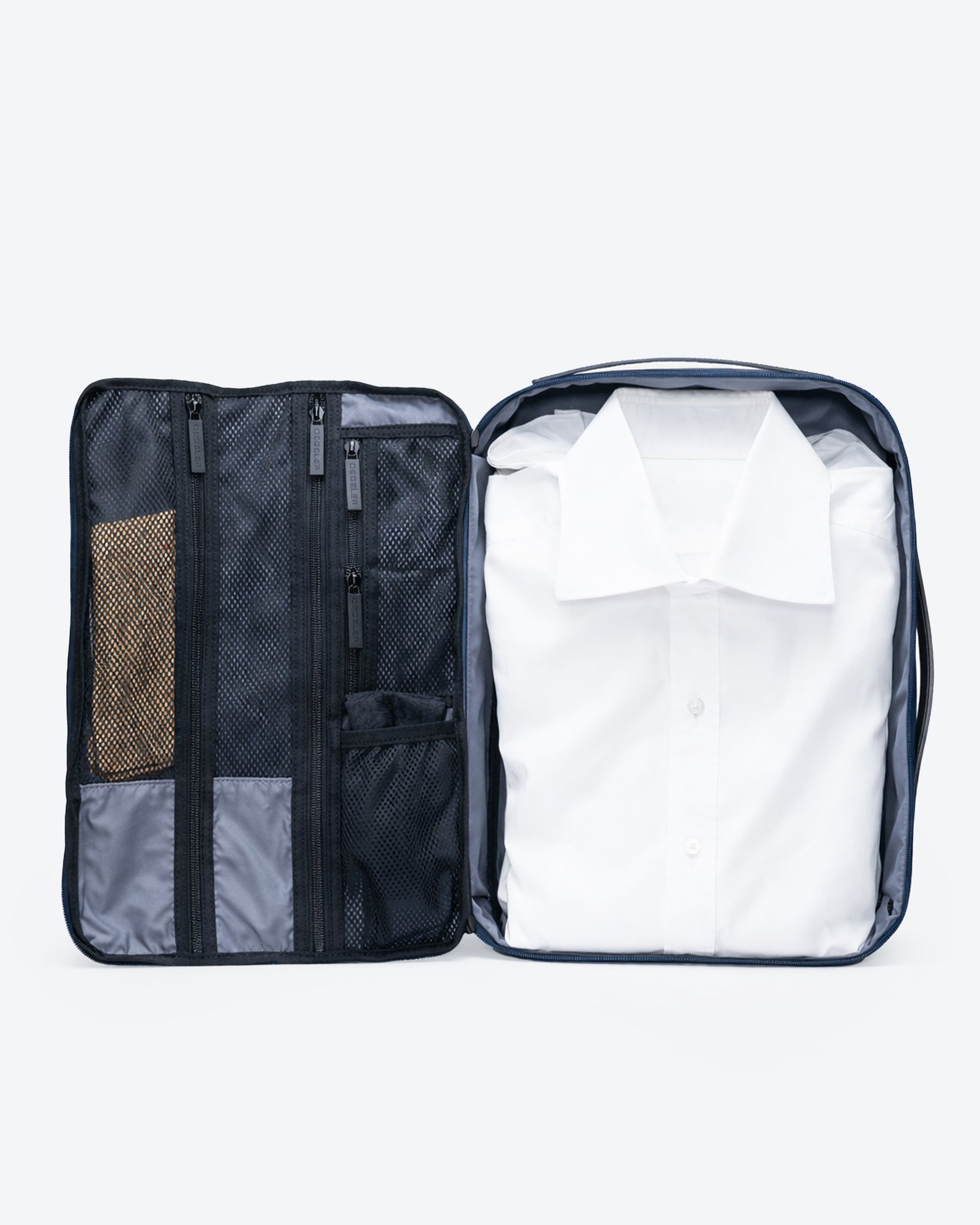 color:navy